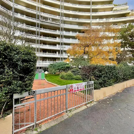 Tour Eiffel Cambronne Cepre Paris