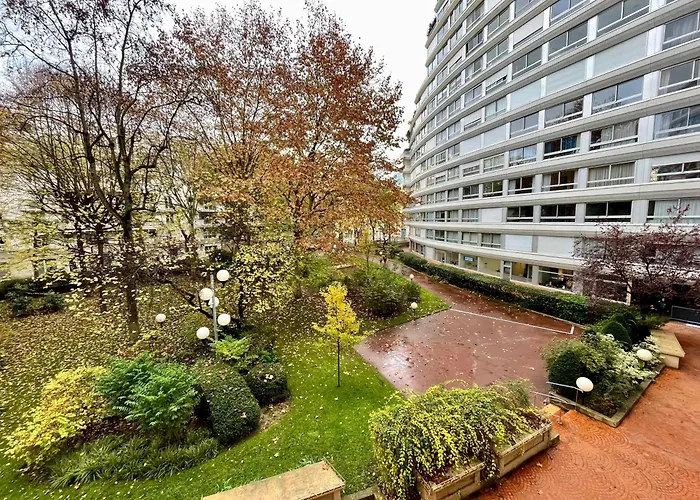 Tour Eiffel Cambronne Cepre *